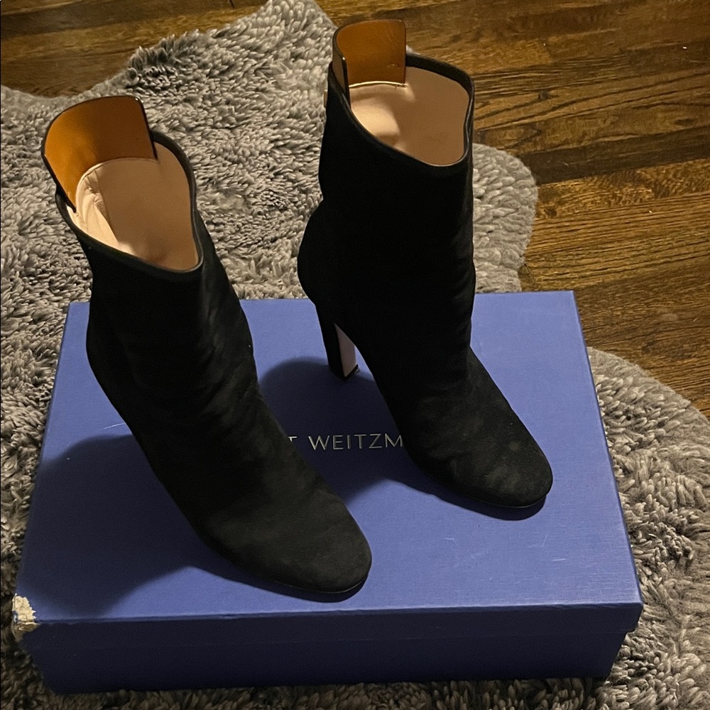 Stuart Weitzman size 8 Brooks Black Heeled Boots